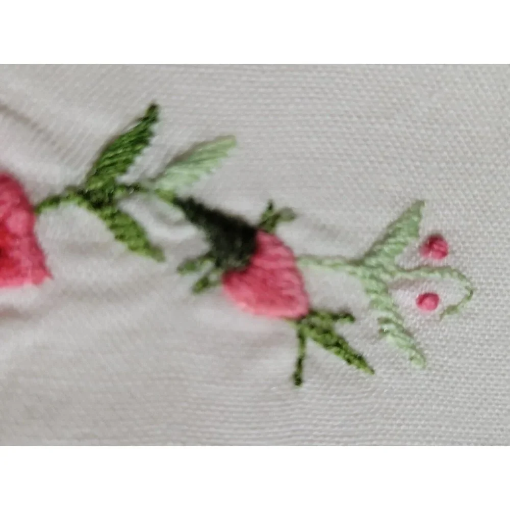 Starched Linen Tea Fingertip Towel Needlepoint Pink Floral Roses 13x19 inch Vtg